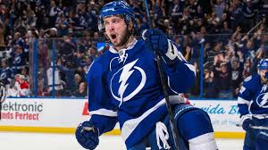 Kucherov tecknar ett 8-årigt kontrakt med Lightning